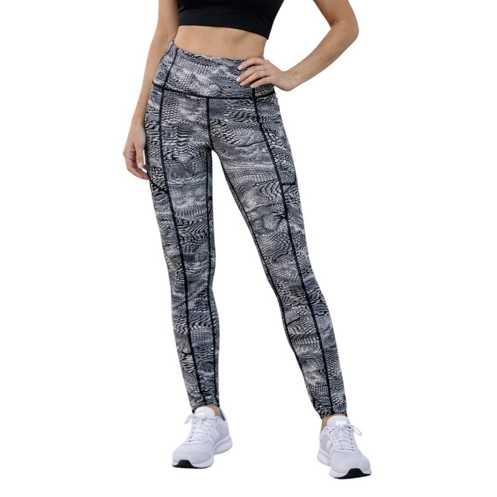 Lululemon Speed Up Tight Black White Abstract Scale Print Leggings Size 4